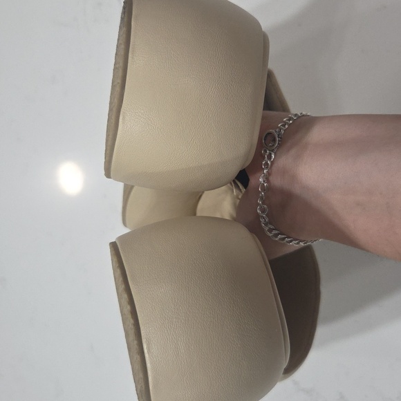 Zara Cream Platform Sandals Sz41 Will Fit Sz 10 Gentle Used - Picture 7 of 8